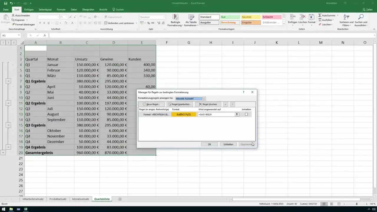 Excel pokazuje sumy częściowe dla kwartałów i całkowity wynik sprzedaży.