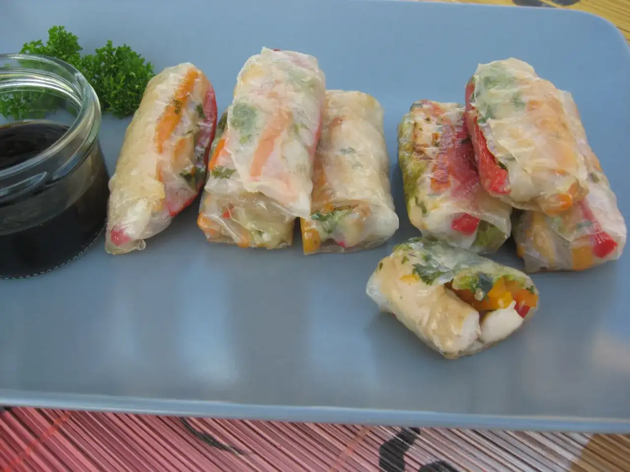 Jak zrobić sajgonki z kurczakiem, które zachwycą Twoich gości