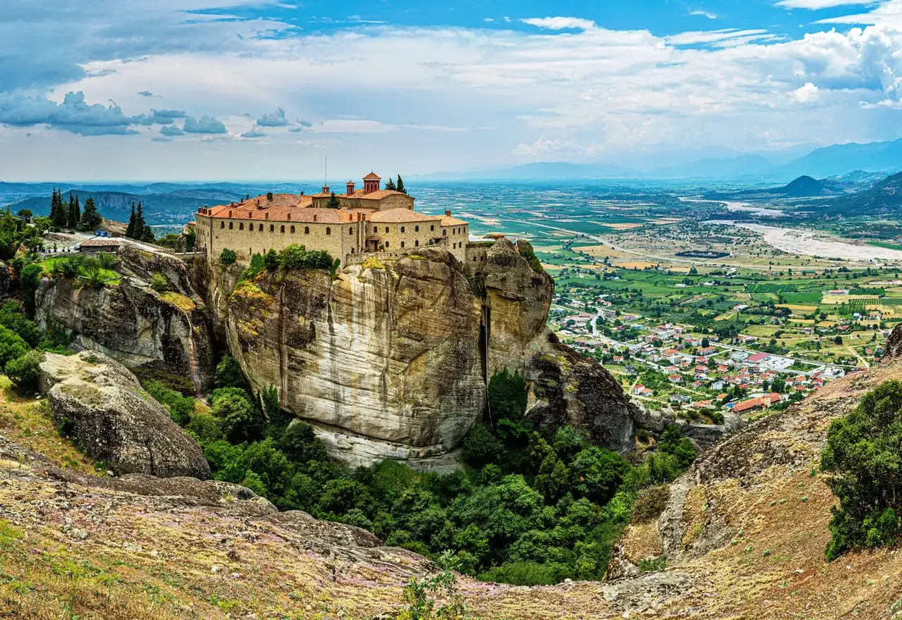 Kamena Vourla: Uzdrowisko, Meteory, Delfy Plan na Greckie Wakacje