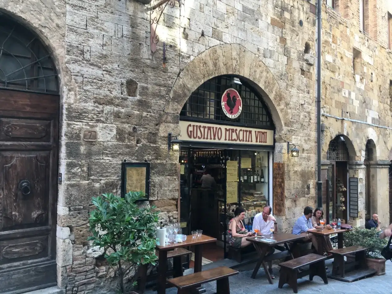 San Gimignano gdzie zjeść: najlepsze lokalne restauracje i potrawy