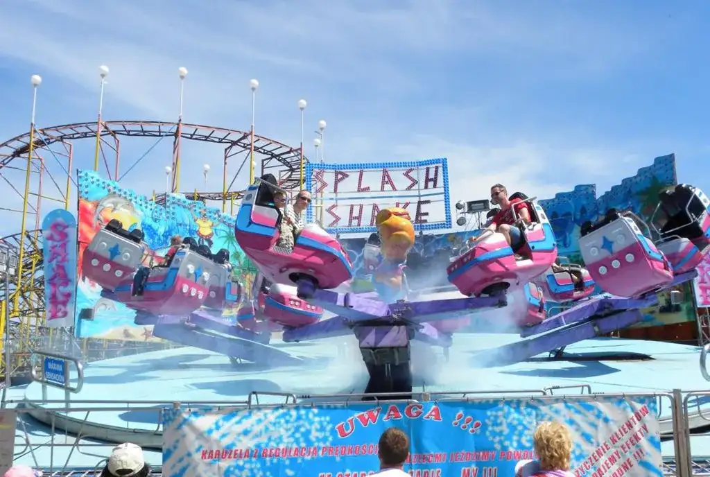 Lunapark Sowiński Władysławowo: Atrakcje, ceny, godziny i porady