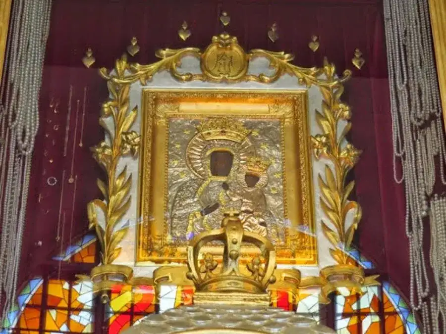 Sanktuarium Studzieniczna: Tajemnice cudownej studni i pielgrzymek