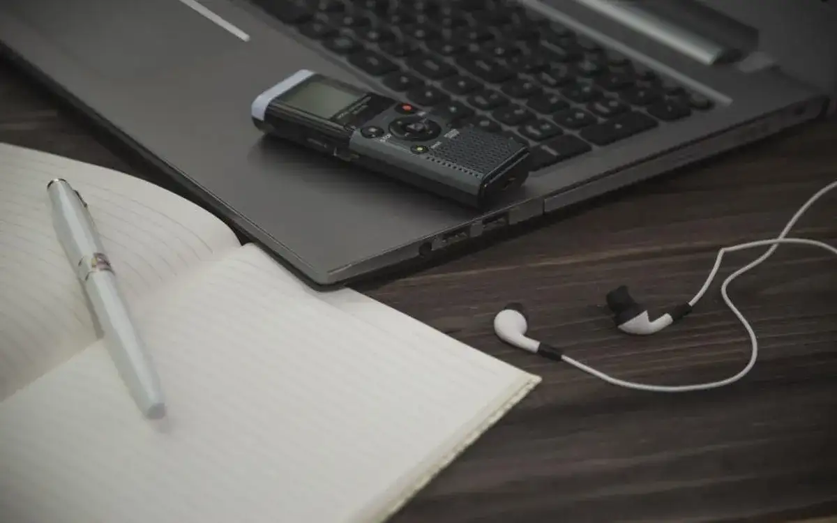 Narzędzia Dziennikarstwa Śledczego: Jak Zabezpieczyć Swoje Źródła