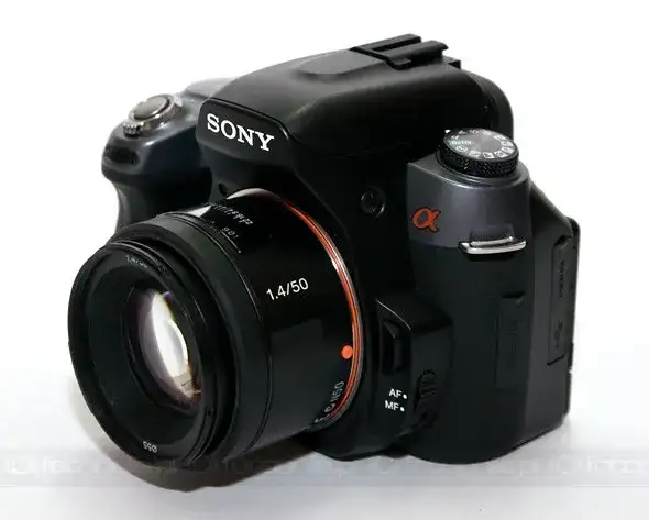 Sony A550 w 2026: Czy ta lustrzanka ma sens dla początkujących?