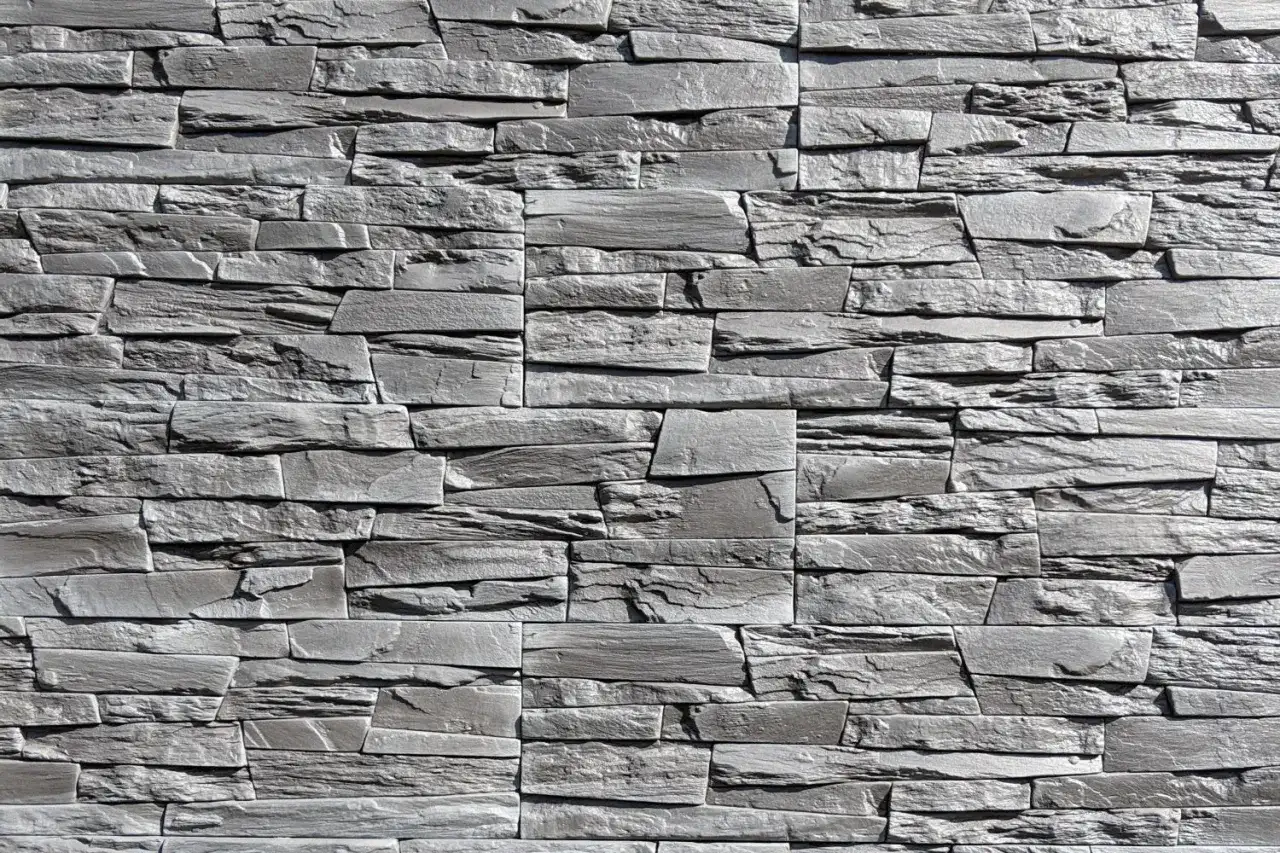 Jak pomalować kamień gipsowy? Krok po kroku do idealnej ściany