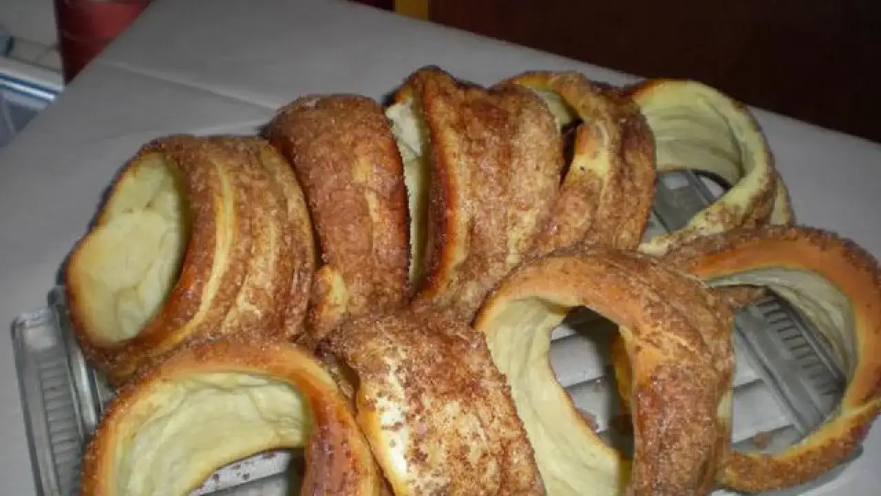 Najlepsze przepisy na tradycyjne czeskie ciasta - wskazówki i porady krok po kroku