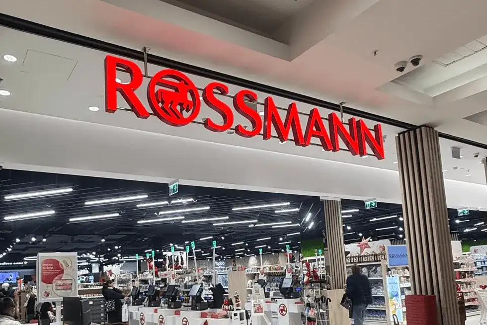 Kiedy promocje Rossmann? Kalendarz i triki, by łapać MEGA okazje!