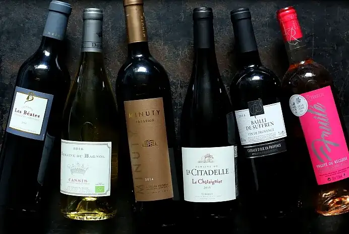 Co kupić we Francji? Sery, wino, kosmetyki najlepsze pamiątki!