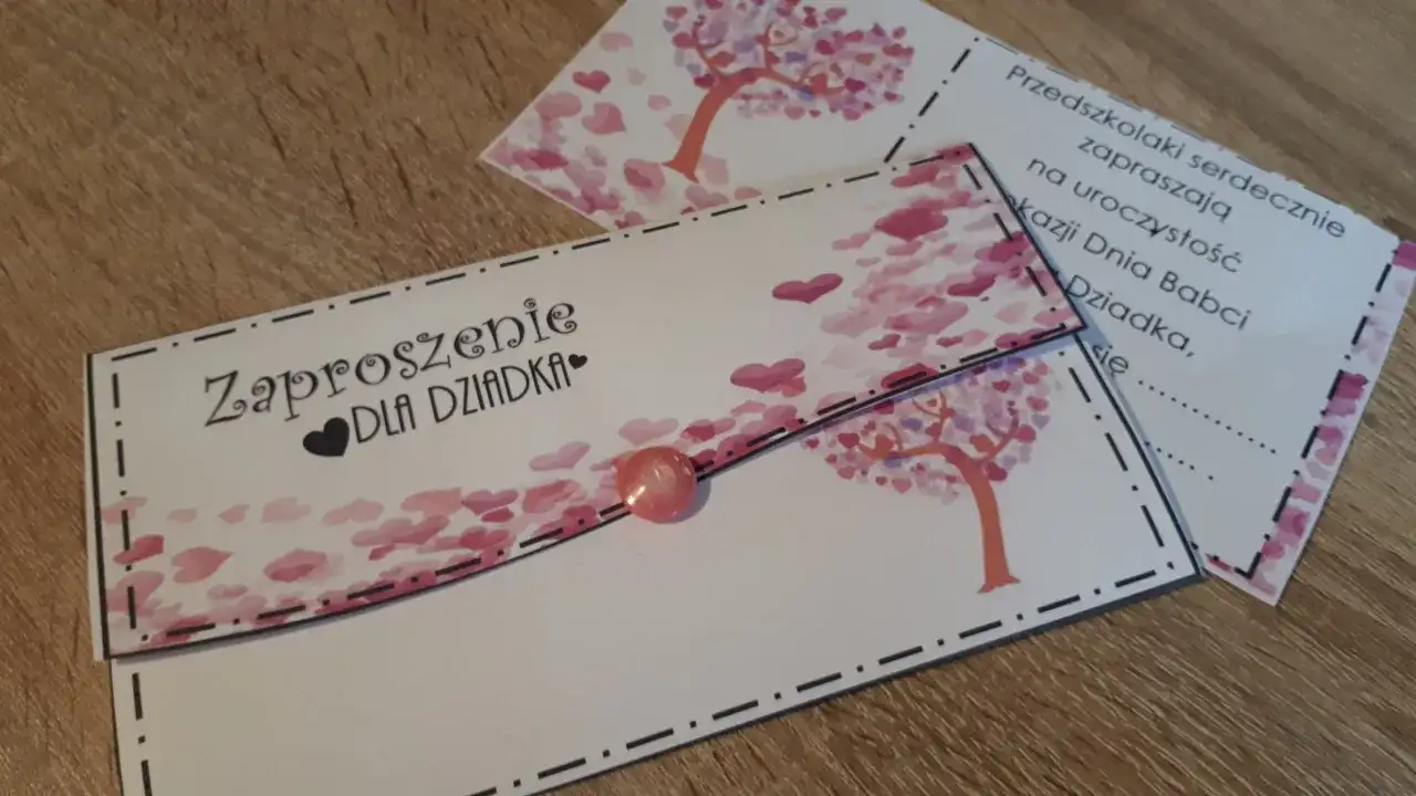 Zaproszenie dla dziadków: Wzruszające teksty i pomysły na każdą okazję