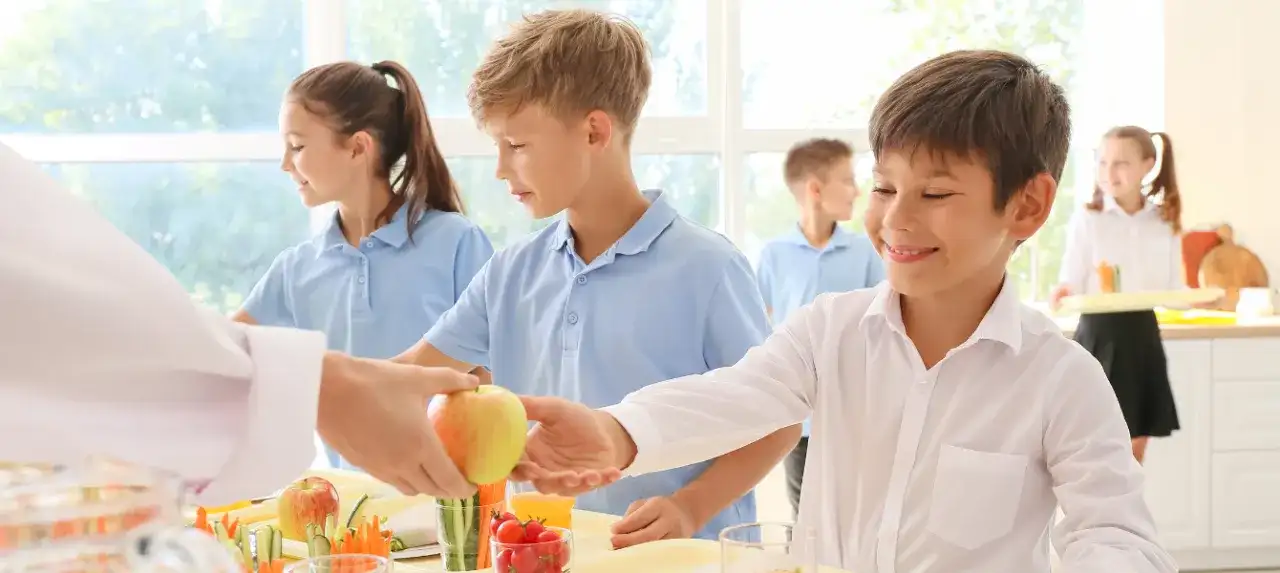 Ile zarabia intendent w przedszkolu? Poznaj zaskakujące fakty o wynagrodzeniu