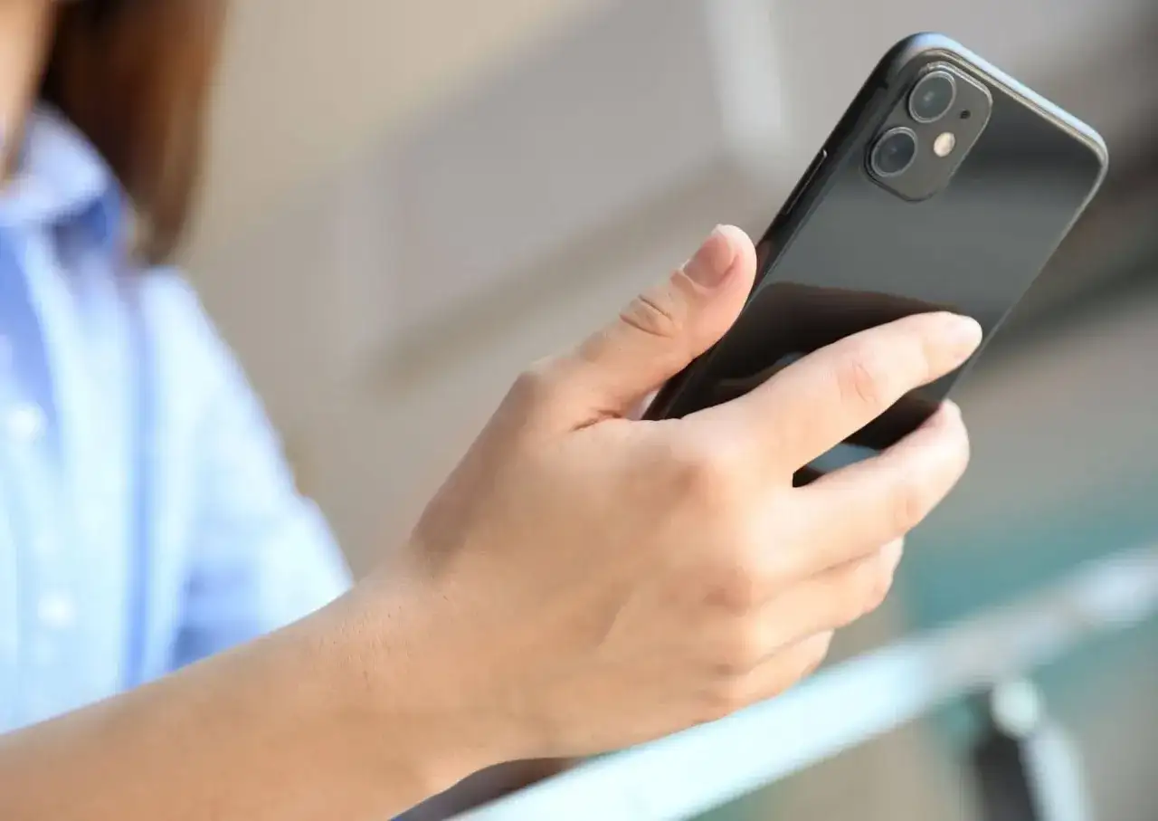 Ile kosztuje bateria do iPhone 11? Zobacz ceny i opcje zakupu