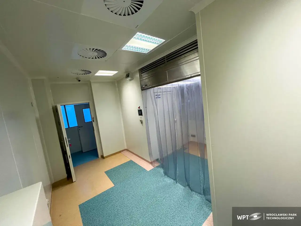 Jak otworzyć laboratorium chemiczne w Polsce? Kompletny przewodnik