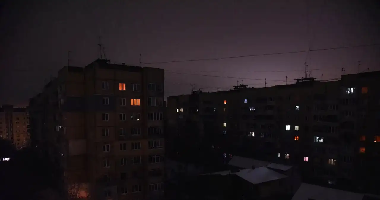 Gdzie zgłosić awarię prądu w Pile? Numery alarmowe