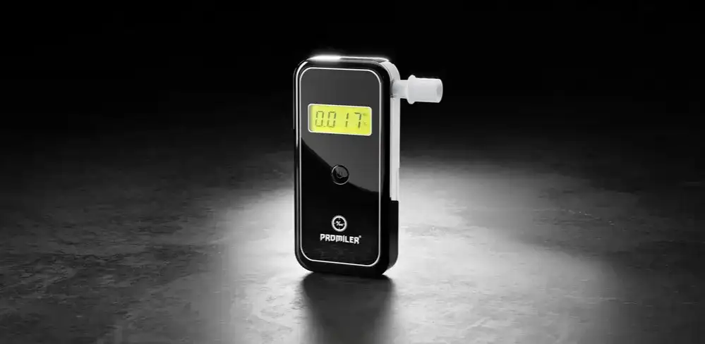 Jaki alkomat wybrać? Poradnik: sensory, kalibracja, ceny