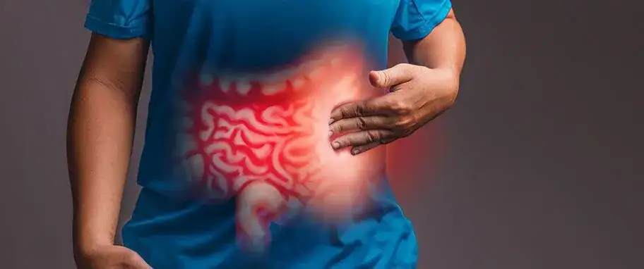 Ostre zapalenie jelita grubego: 6 alarmujących objawów. Leczenie