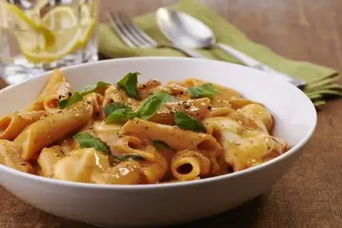 Penne con crimini: łatwy przepis na pyszne włoskie danie