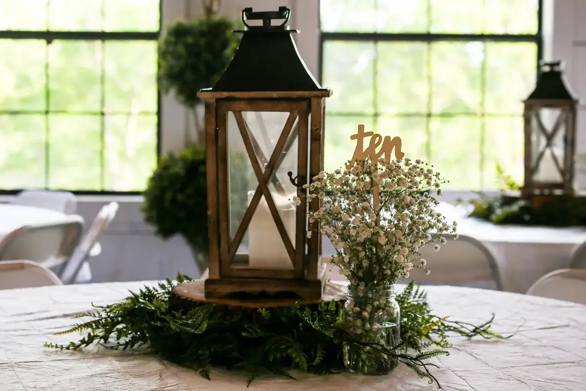 Lampiony ogrodowe jak zrobić samemu - proste sposoby na piękne dekoracje