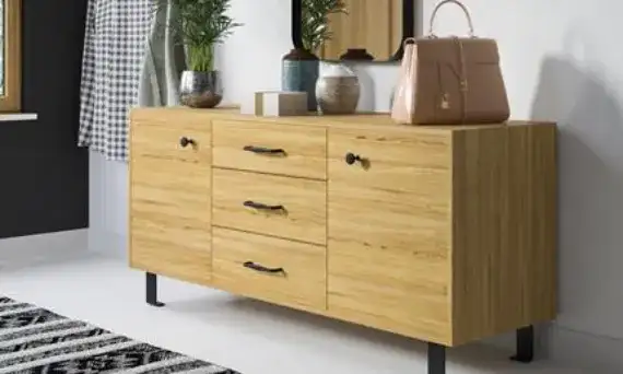 Jakie uchwyty do mebli drewnianych wybierać, aby uniknąć błędów?