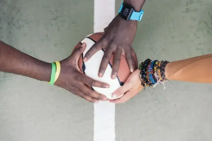 Portrety ludzi poszukujących sensu życia: 5 historii, które inspirują