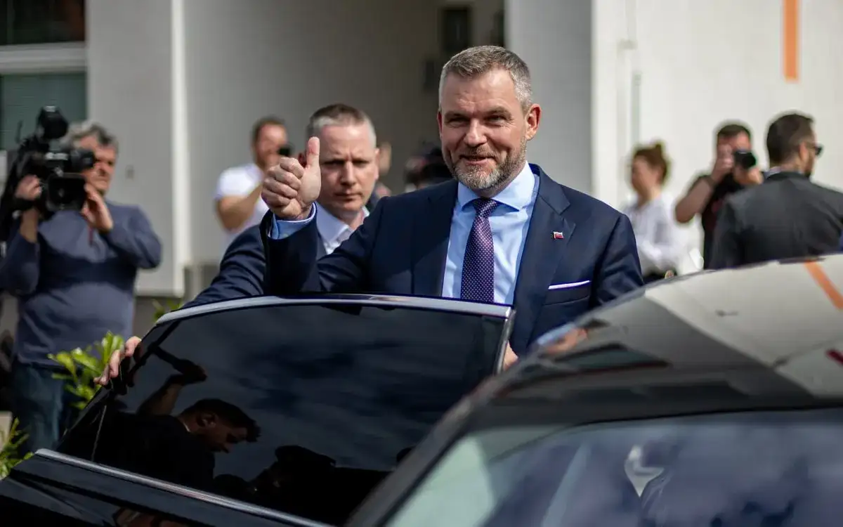 Kto jest prezydentem Słowacji? Poznaj kontrowersje i decyzje lidera