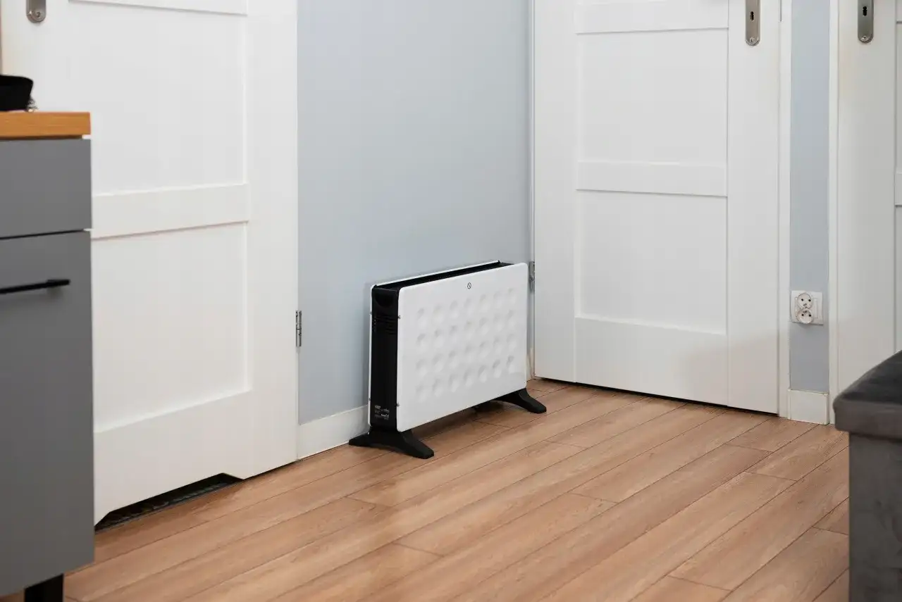 Grzejnik do pokoju 20m²: Moc, typy, koszty. Jak wybrać?