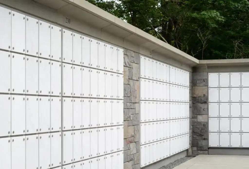 Ile kosztuje kremacja? Sprawdź, co wpływa na ostateczną cenę