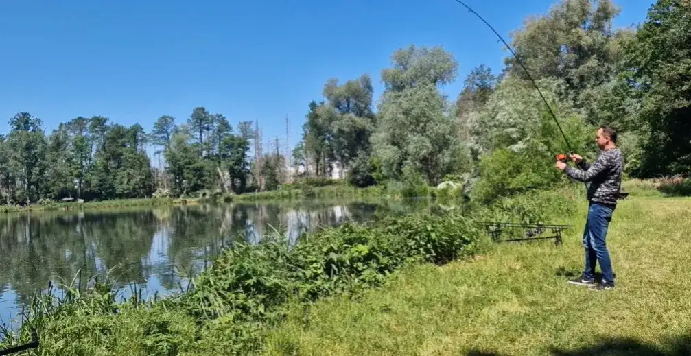 Łowisko Rusiec - idealne miejsce na wędkowanie przez cały rok