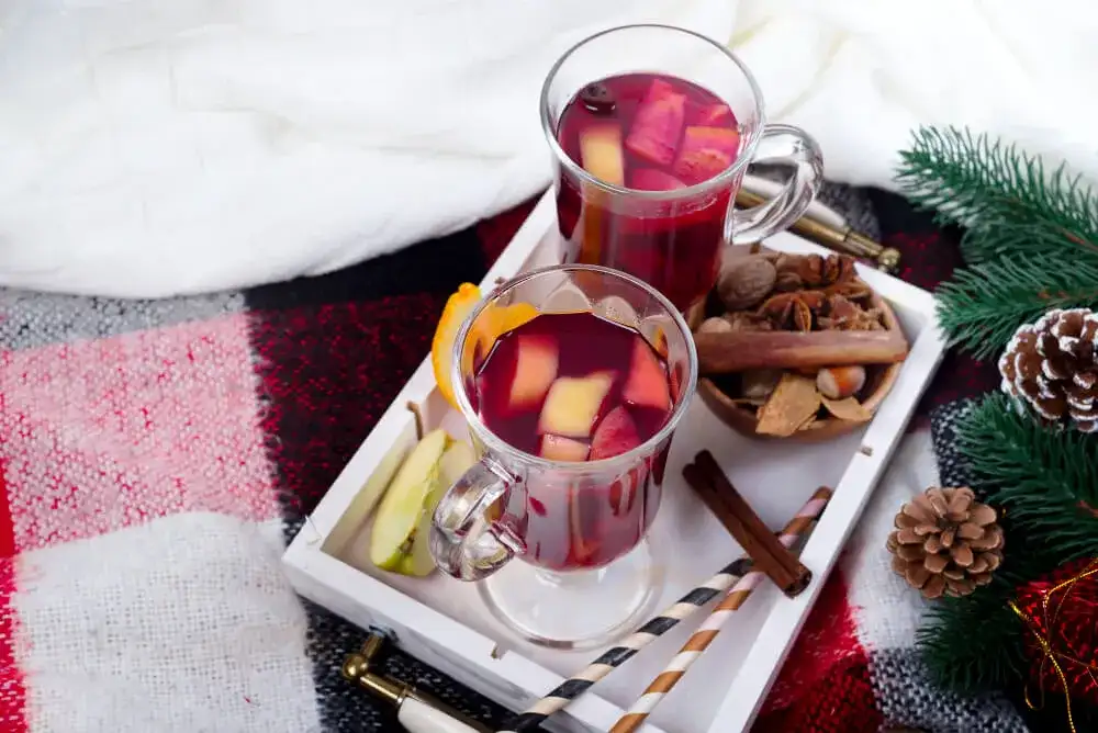 Jak podgrzać grzaniec, aby nie stracić smaku i aromatu?