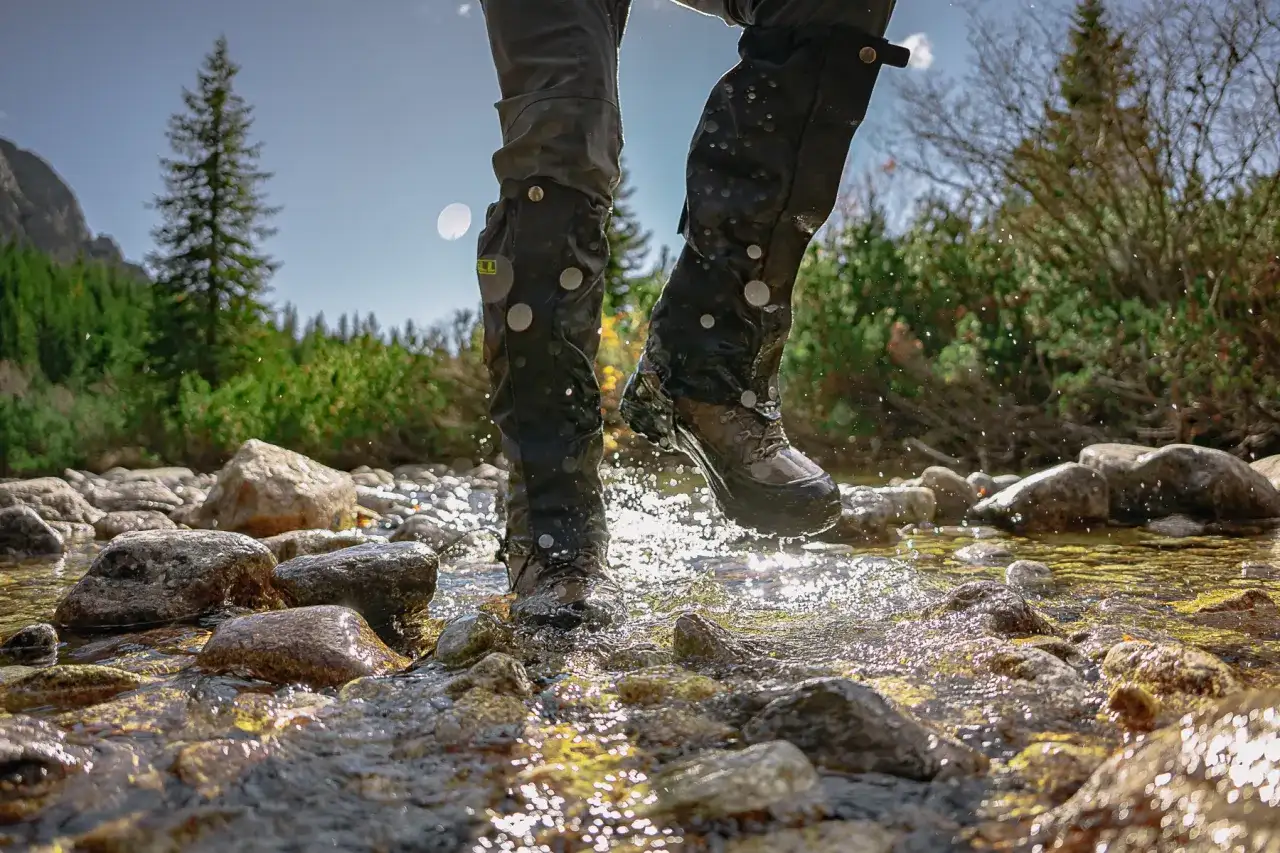 Buty trekkingowe: Jak wybrać idealne? Poradnik eksperta