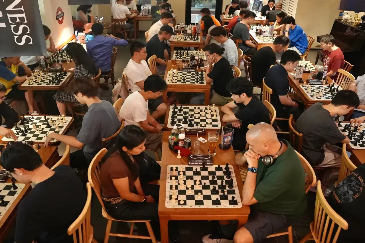 Szachy od podstaw: Twój kompletny przewodnik. Zacznij grać dziś!