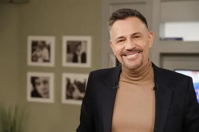 Krzysztof Ibisz wiek: zaskakujące fakty o urodzinach i młodzieńczym wyglądzie