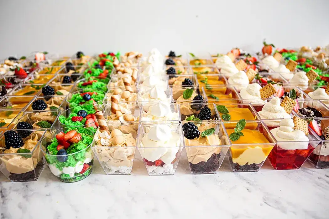 Jak zrobić deserki na słodki stół, które zachwycą gości i są łatwe w przygotowaniu