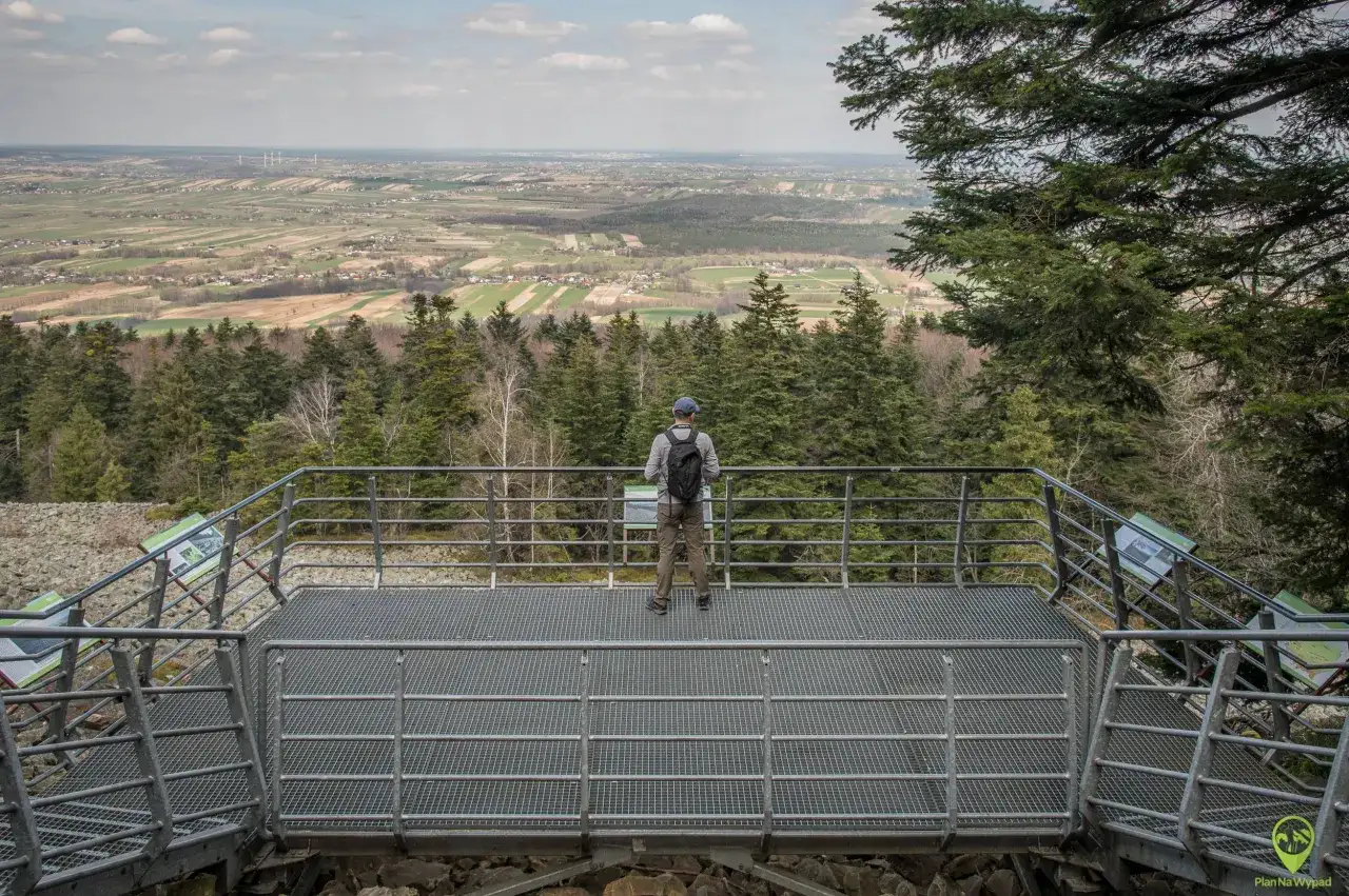 Góry Świętokrzyskie: Odkryj najstarsze góry, atrakcje i gotowy plan