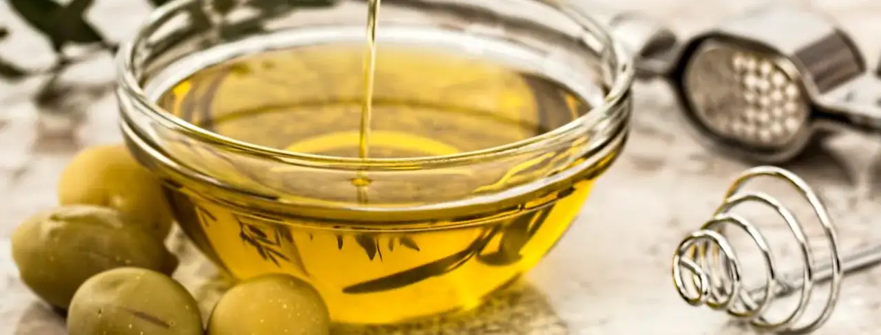 Jaki olej roślinny jest najzdrowszy? Odkryj najlepsze wybory dla zdrowia