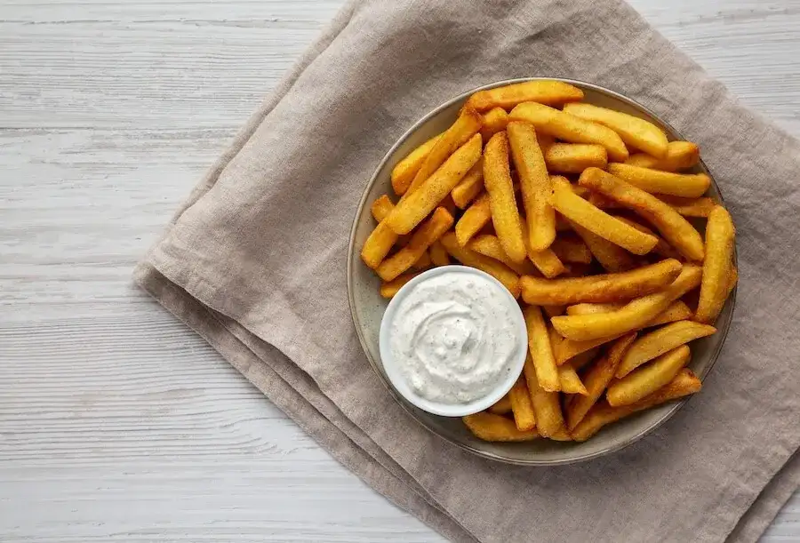 Kto wymyślił frytki? Belgia vs Francja historia i prawda