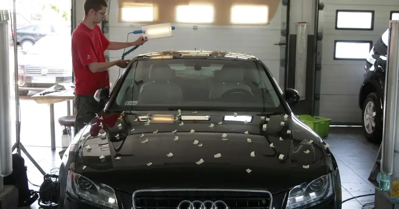 Jaką blachę do naprawy karoserii wybrać, aby uniknąć problemów?