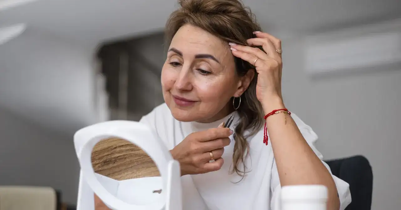 W jakim wieku zaczyna się menopauza? Kluczowe informacje