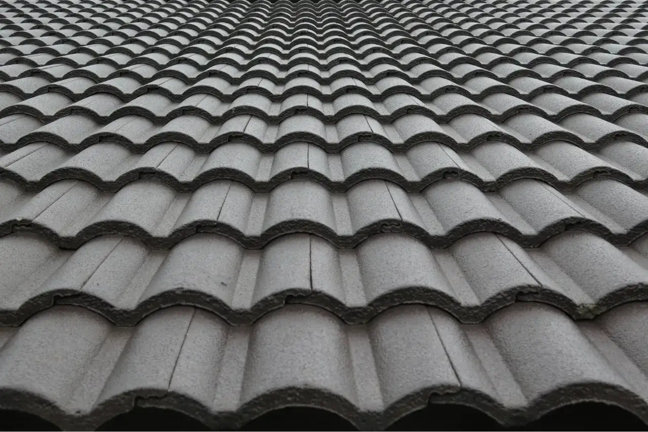 Jak wybrać papę jak dachówka: trwałość i estetyka pokrycia dachu