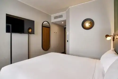 Ile kosztuje nocleg w Warszawie? Ceny, które mogą cię zaskoczyć