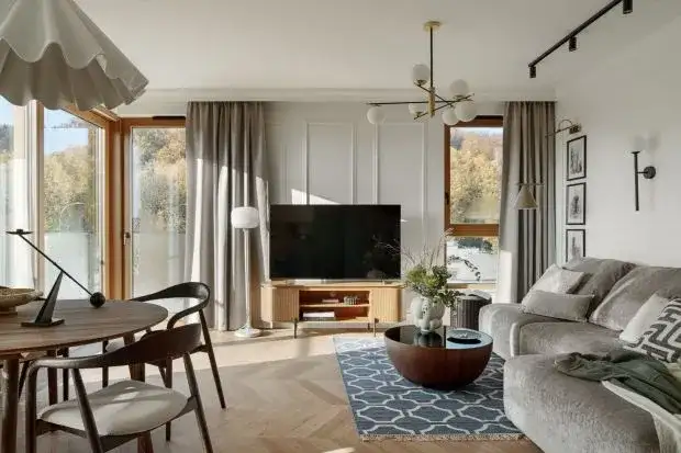 Co na ścianę w salonie: 15 inspirujących pomysłów na dekoracje