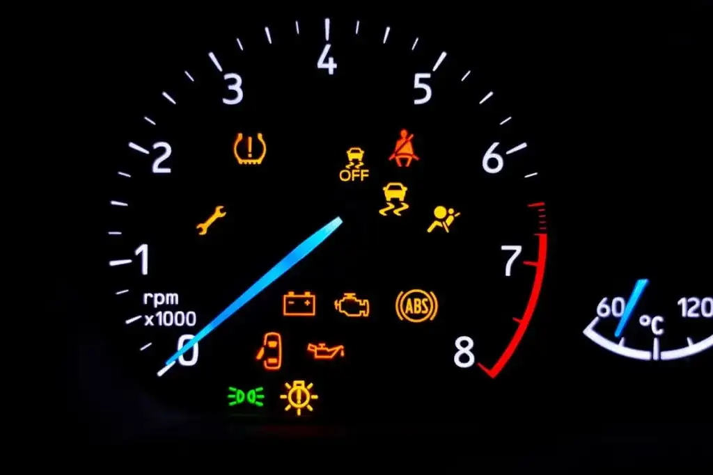 Jak wyłączyć kontrolkę ciśnienia w oponach i uniknąć problemów