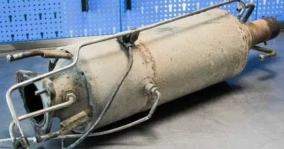 Jak wyczyścić DPF domowym sposobem bez ryzyka uszkodzenia filtra