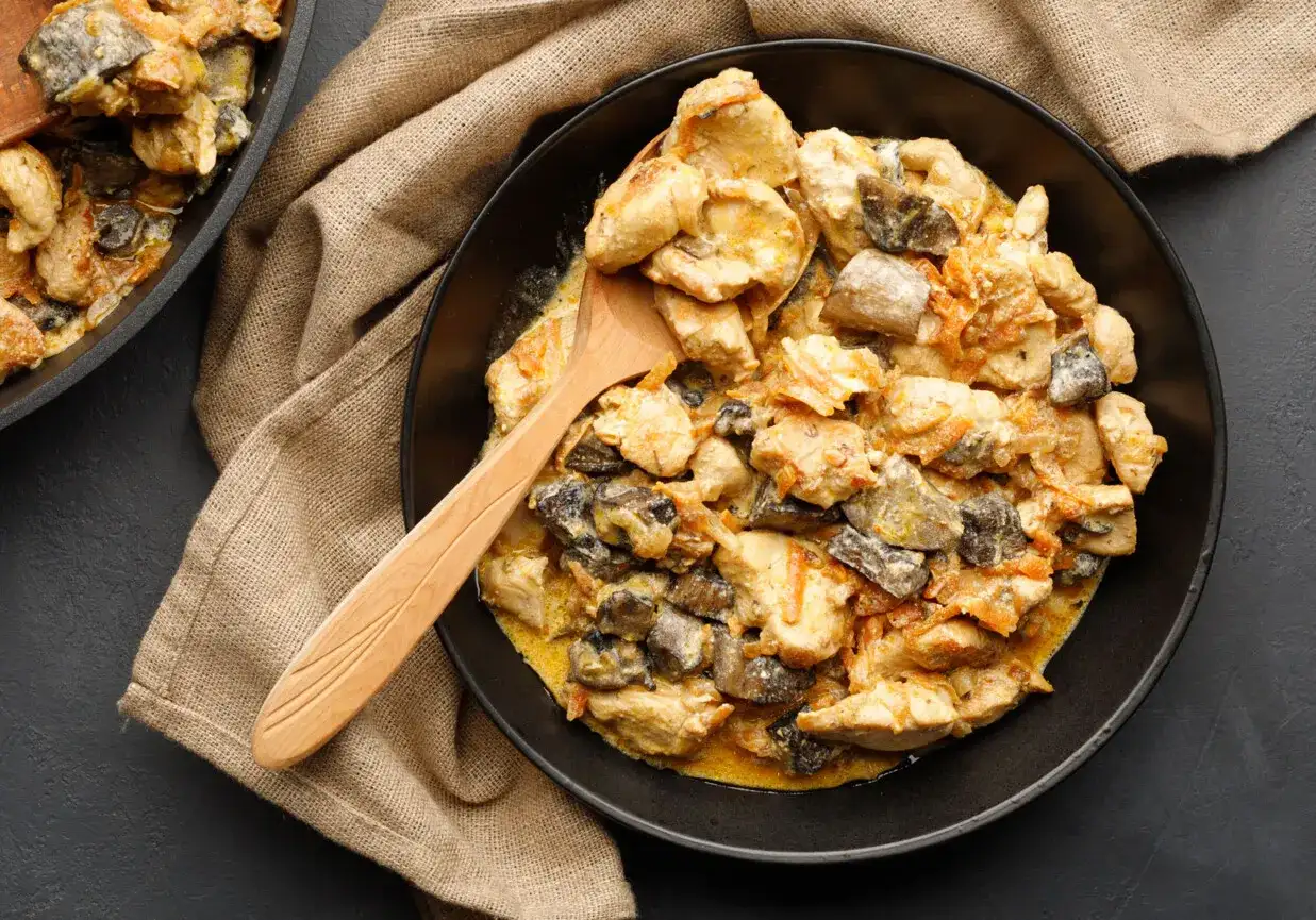 Pyszny strogonow z żołądków drobiowych - łatwy przepis na obiad