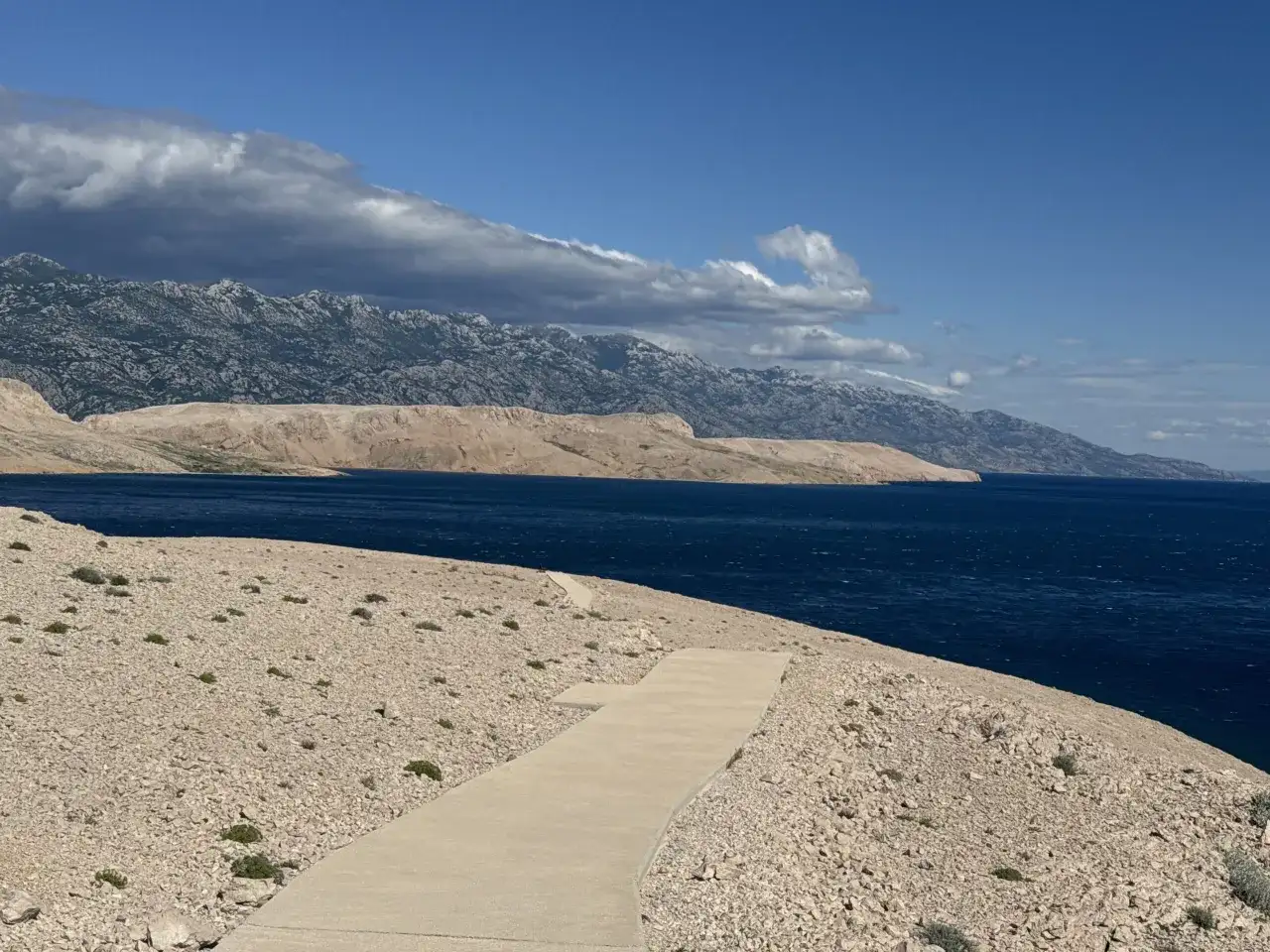 Najlepsze atrakcje na wyspie Pag, które musisz zobaczyć podczas wakacji