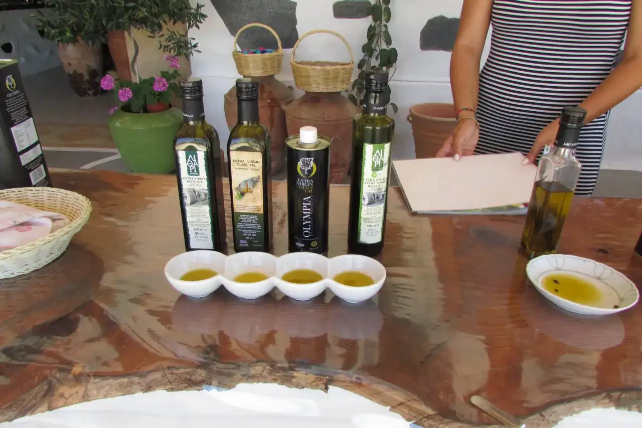 Zobacz co warto przywieźć z Rodos: 9 unikatowych pamiątek i produktów