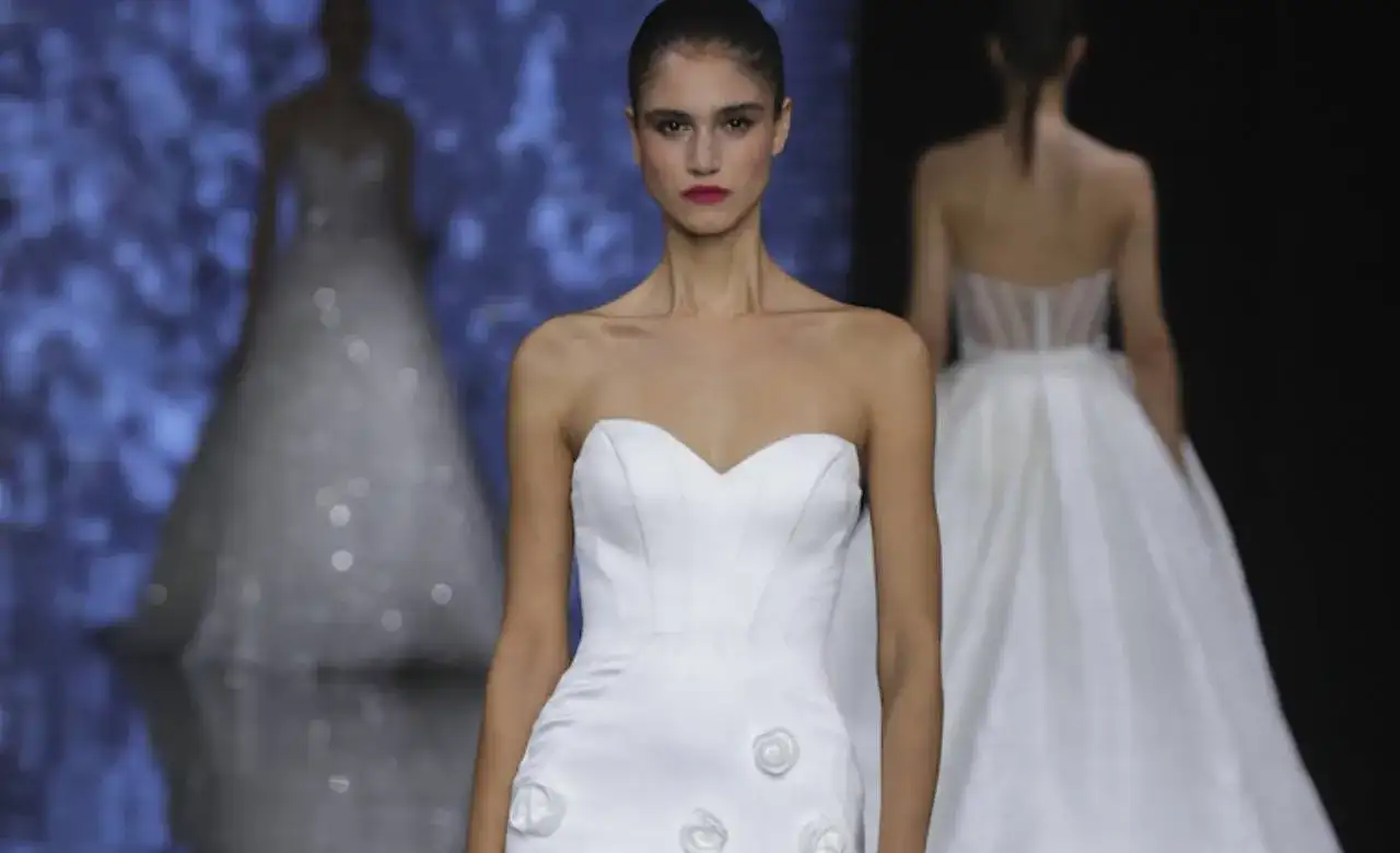 Ile kosztuje suknia ślubna? Zaskakujące ceny i opcje dla panien młodych