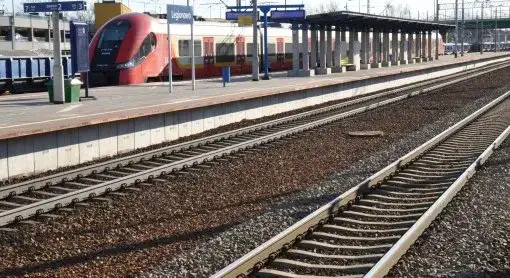 SP 220 i SP 215 – Co warto wiedzieć o lokalizacjach Warszawy i Wieliszewa?