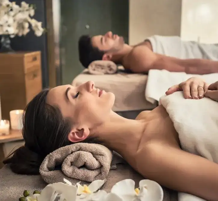 Spa dla par: Wybierz idealny pakiet i odnów bliskość