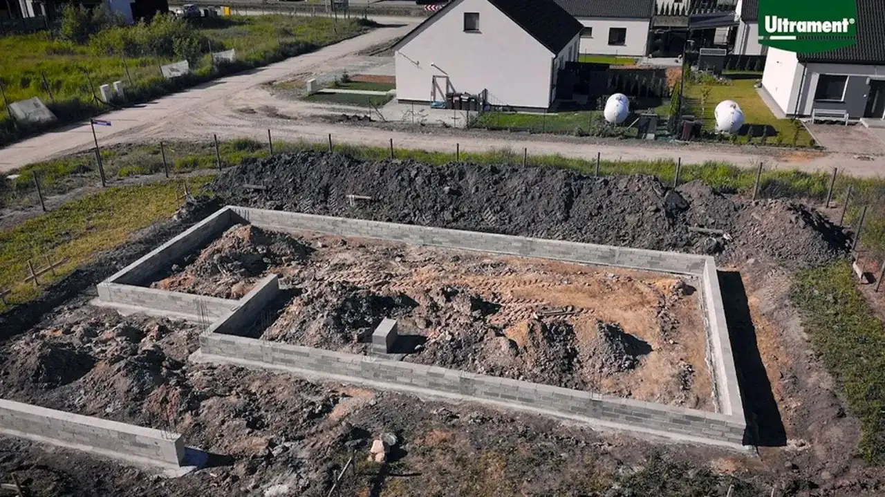 Izolacja fundamentów krok po kroku: Poradnik i koszty