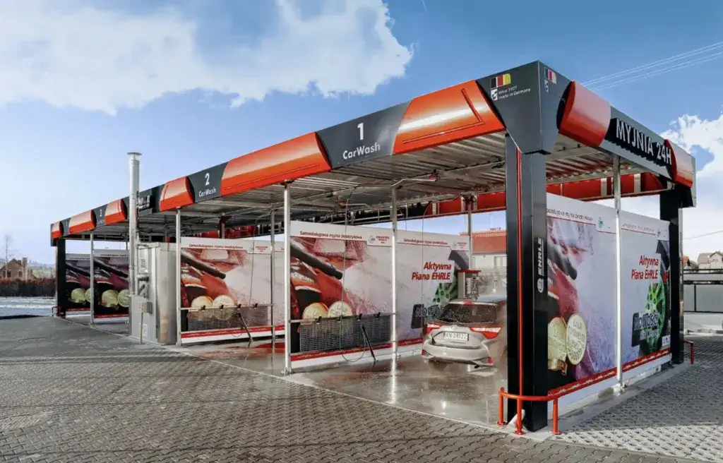Myjnia bezdotykowa: Zyski, koszty, ROI. Czy to biznes dla Ciebie?